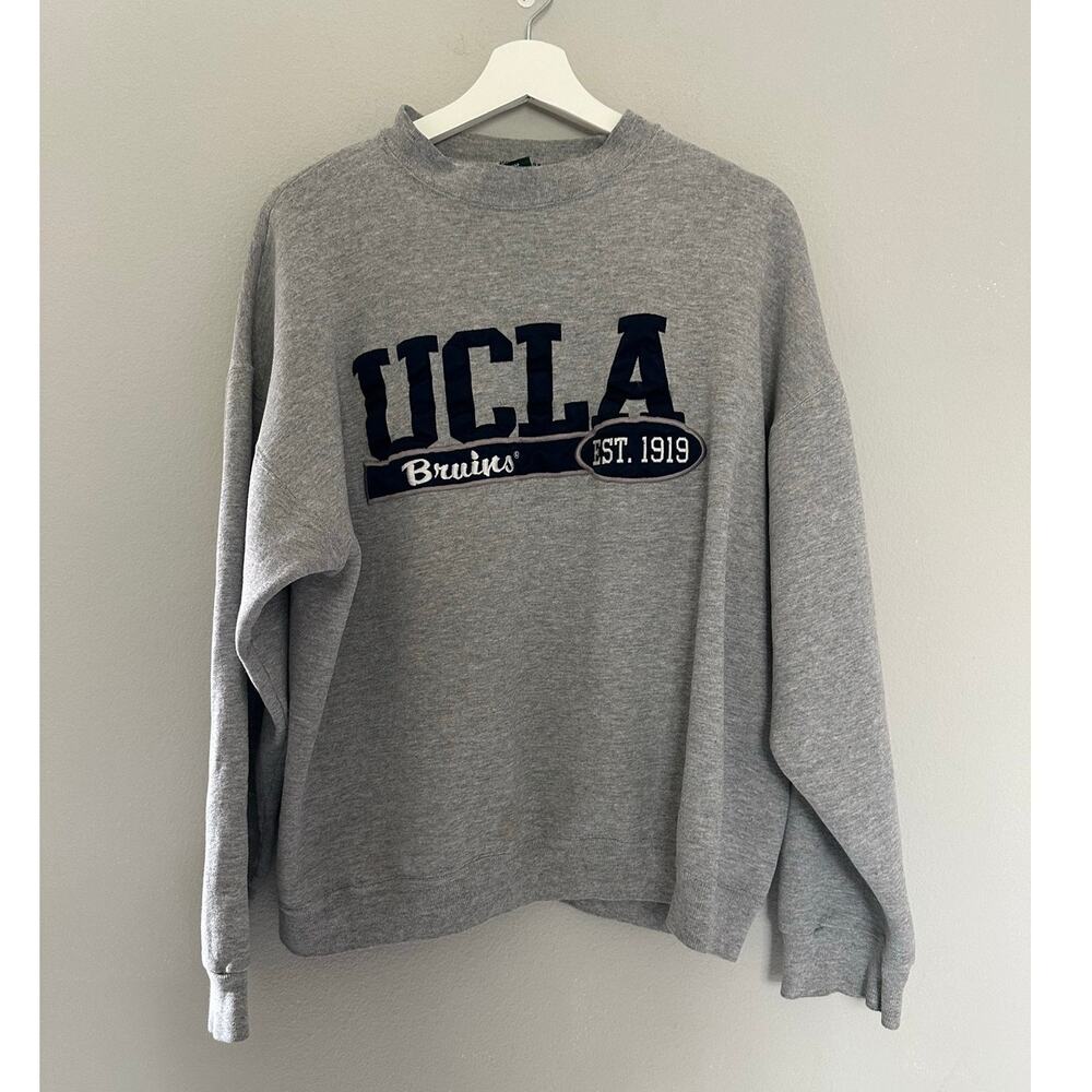 Vintage UCLA Bruin Embroidered Sweatshirt by MV Sports size XL